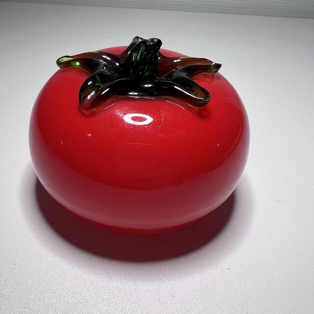 Vibrant Studio Art Glass Tomato Figurine 3" - Picture 3 of 7